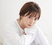 田中里奈 氏