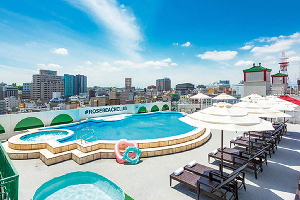 【夏季限定】ローズホテル横浜 屋上プール『#ROSEBEACHCLUB』オープン