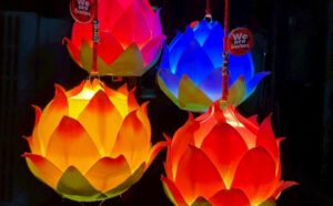 『2026春節』光る手持ちランタン販売開始